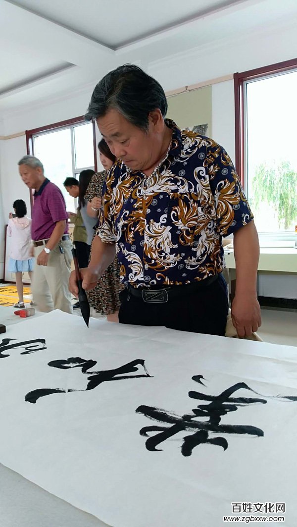 CCTV我愛你中華網絡電視頻道《放飛夢想》欄目走進山東儒林文化園