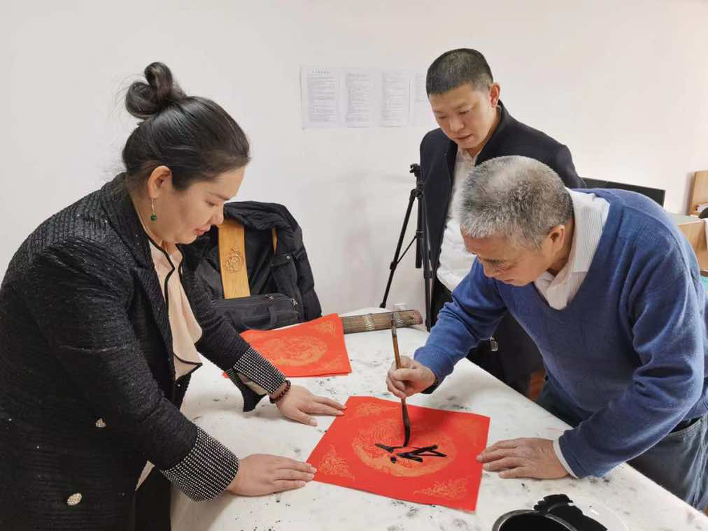 東風(fēng)吹出千山綠，春雨灑來萬象新 ——中國大眾文化學(xué)會名人書畫藝術(shù)發(fā)展委員會揚帆起航